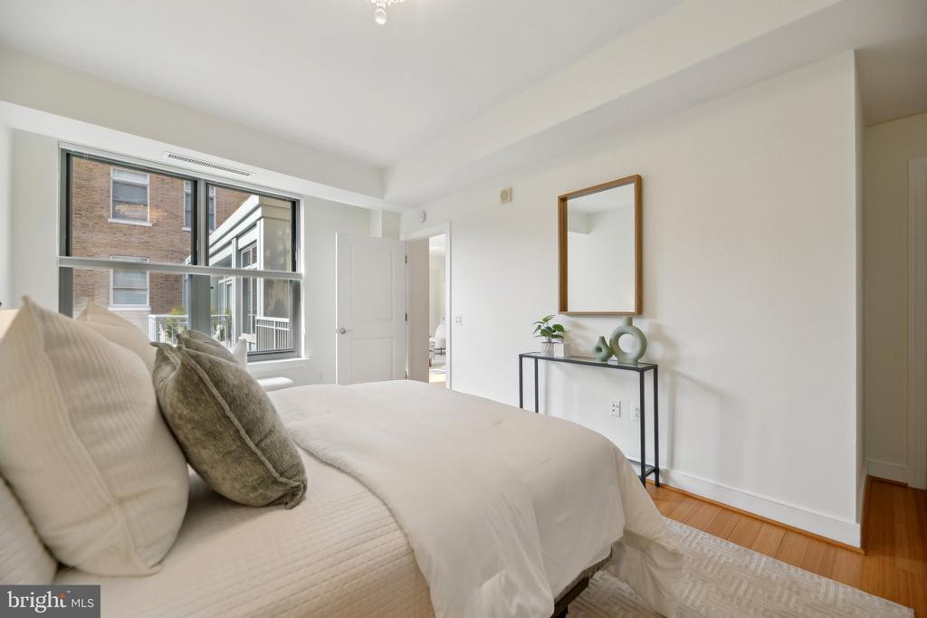 2425 L St NW #530