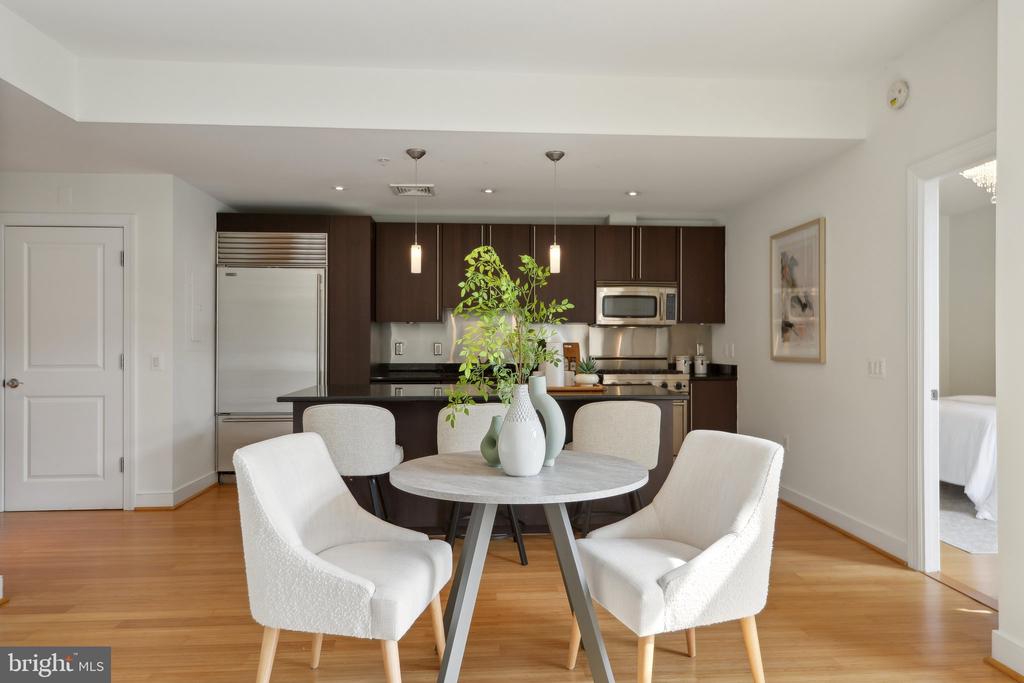 2425 L St NW #530
