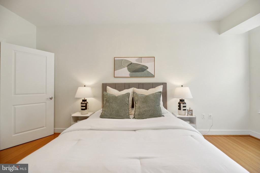 2425 L St NW #530