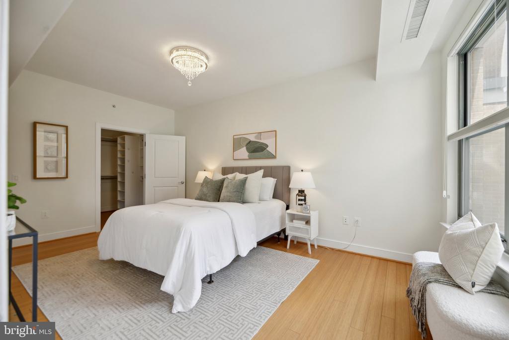 2425 L St NW #530
