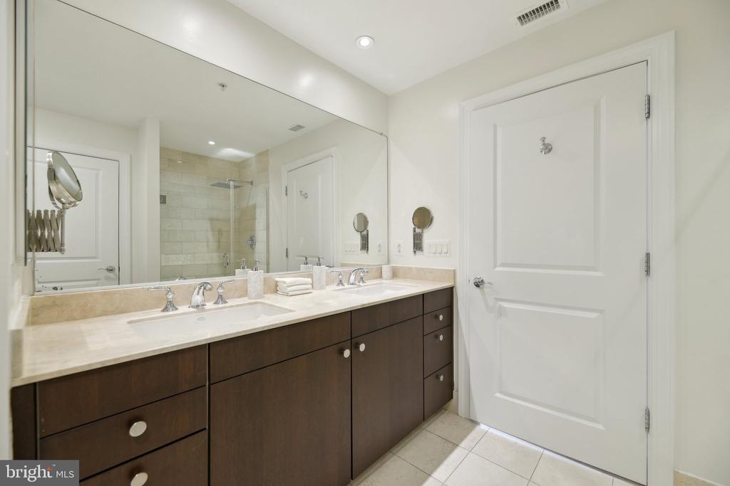 2425 L St NW #530
