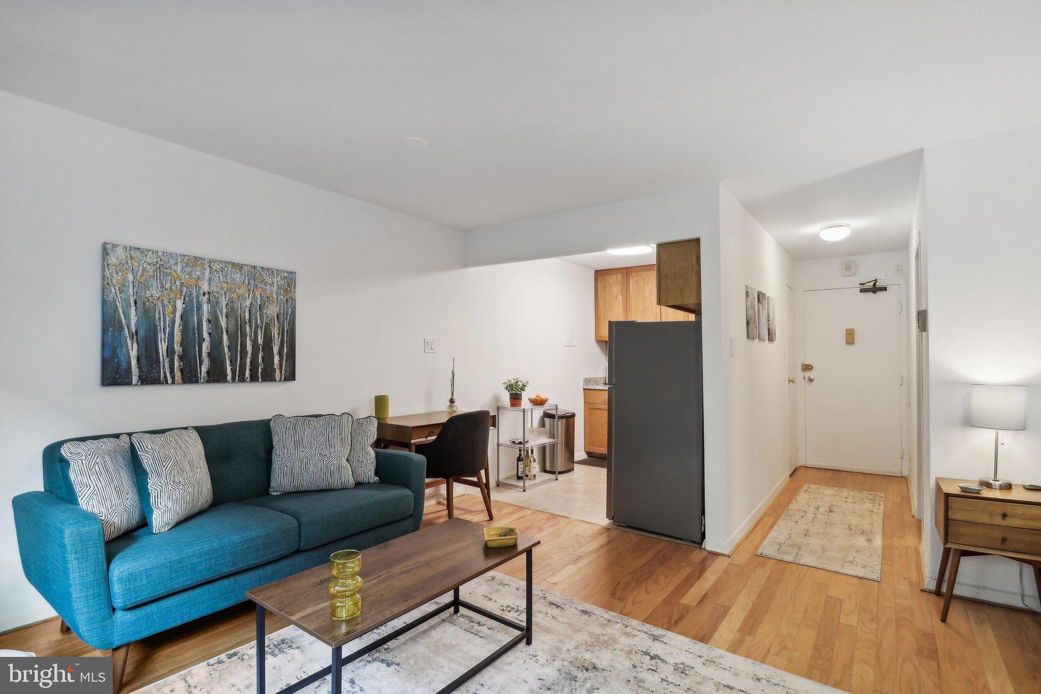 1601 18th St NW #214