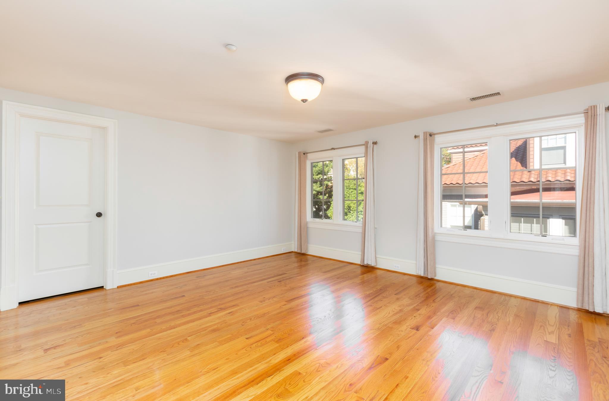 2608 36TH PL NW