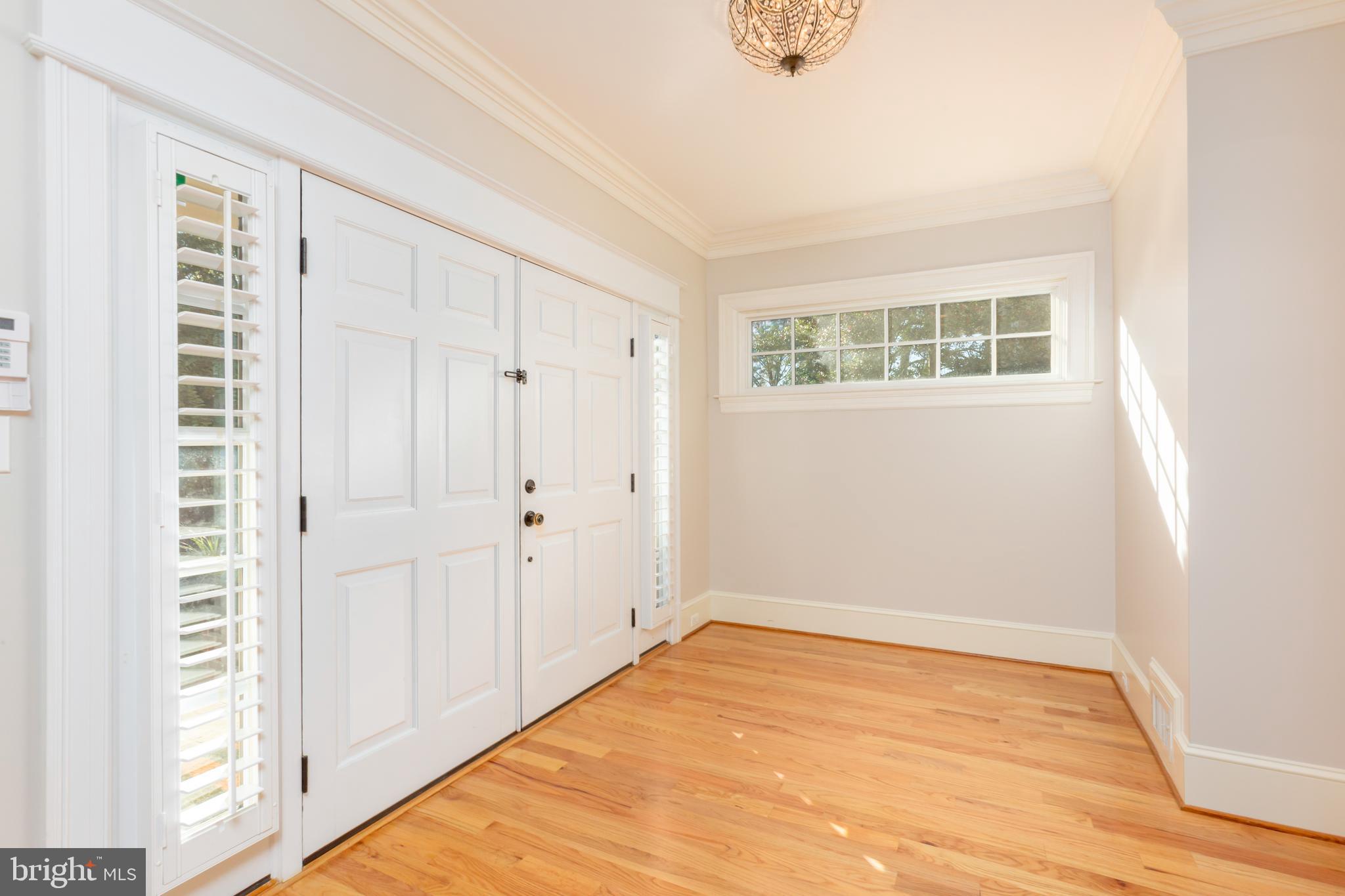 2608 36TH PL NW