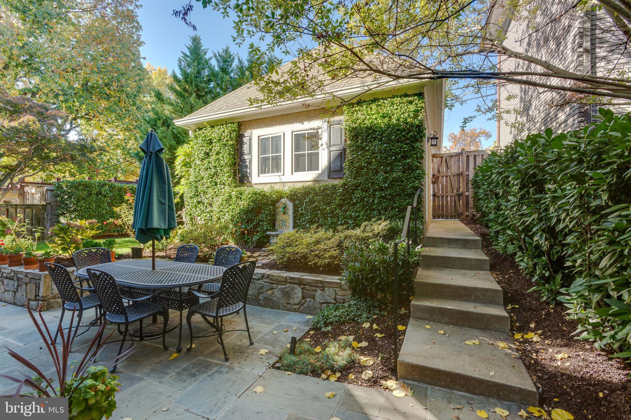 2608 36TH PL NW