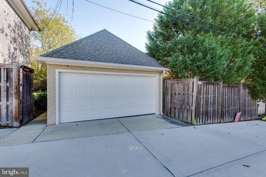 2608 36TH PL NW