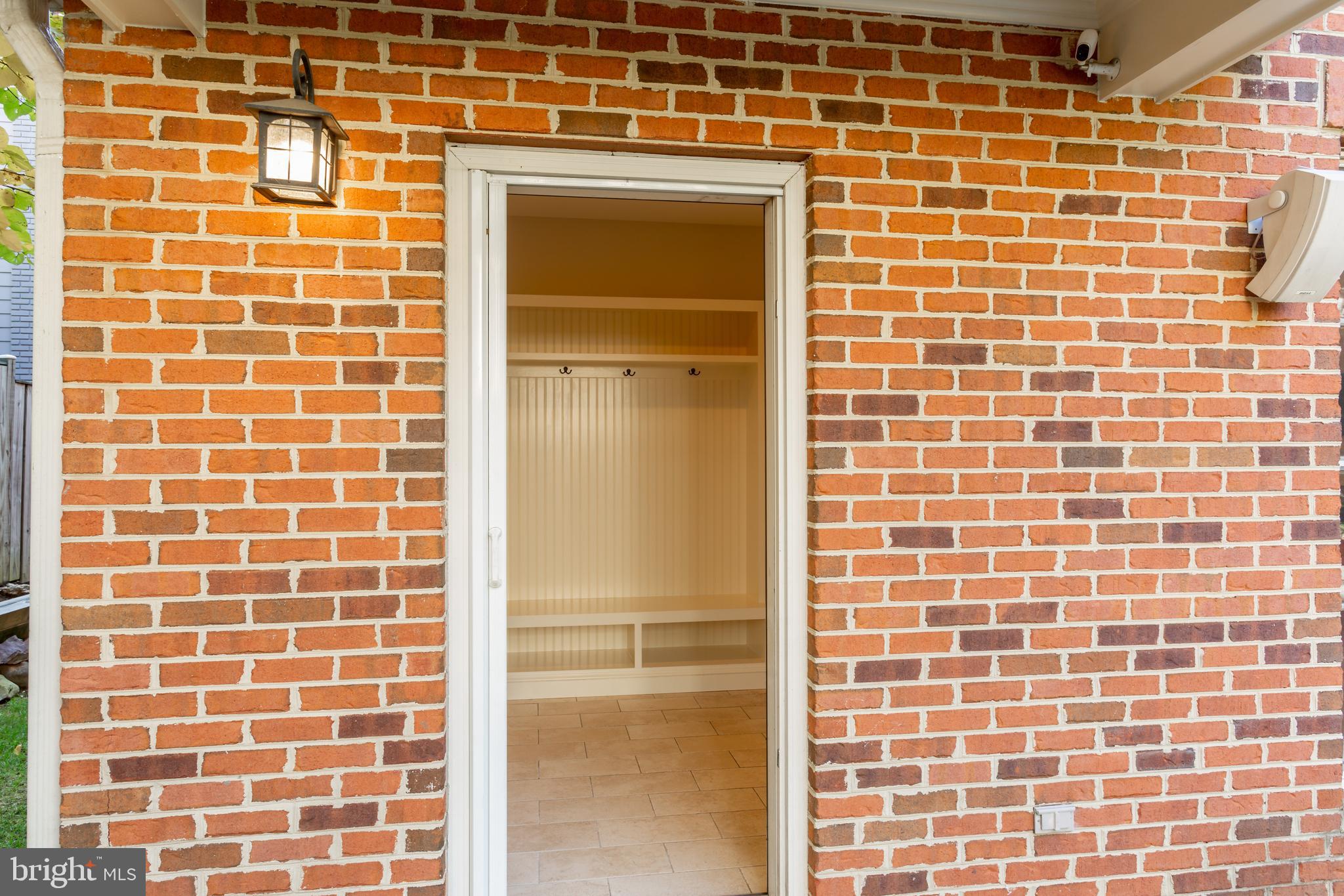 2608 36TH PL NW