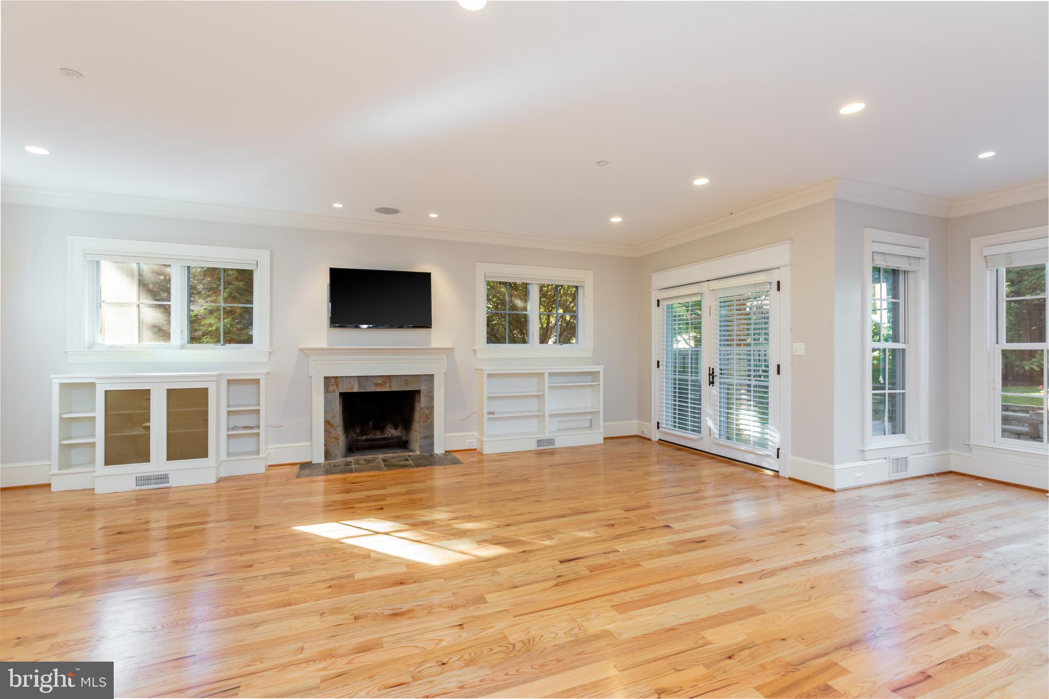 2608 36TH PL NW