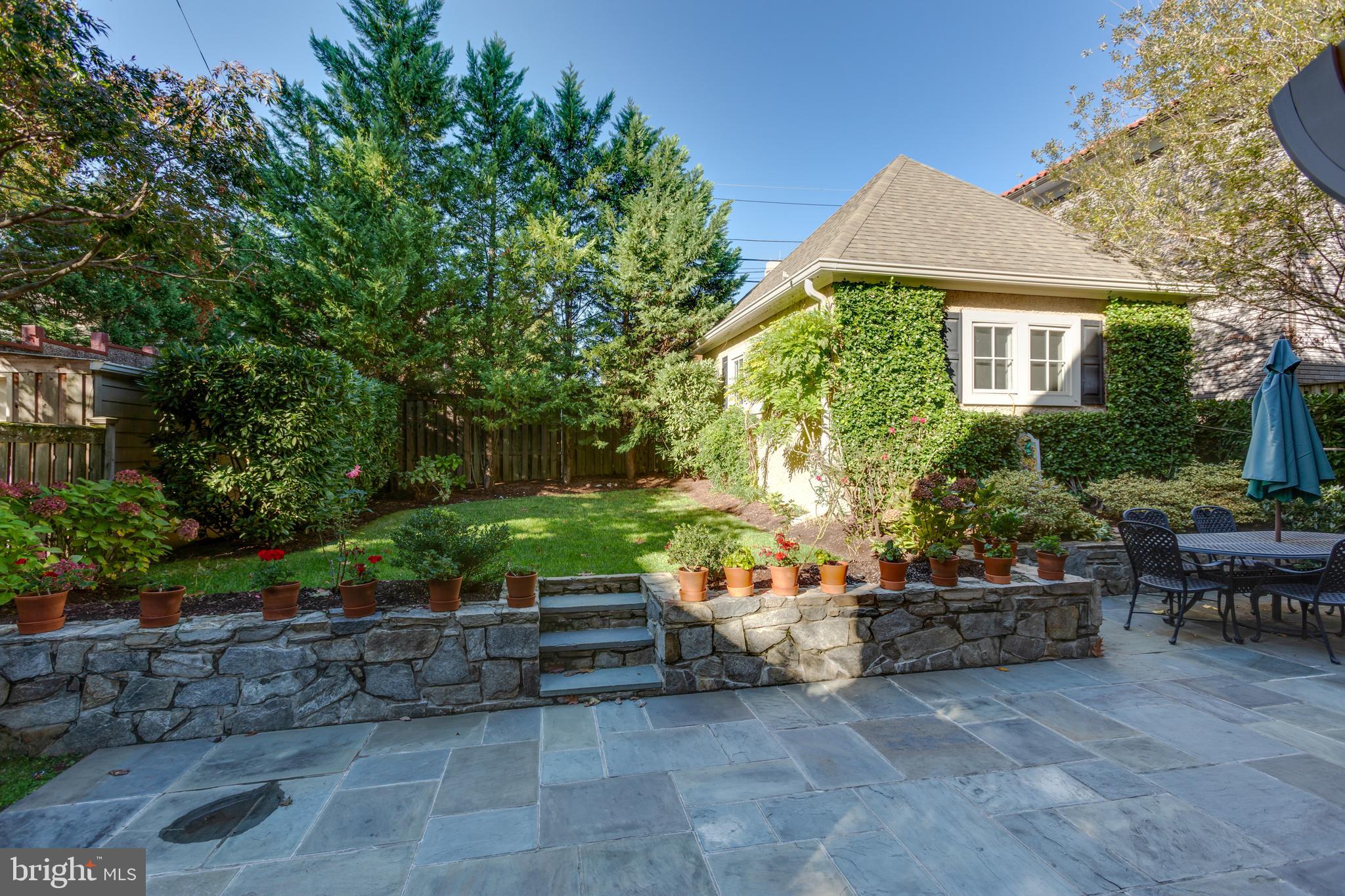 2608 36TH PL NW