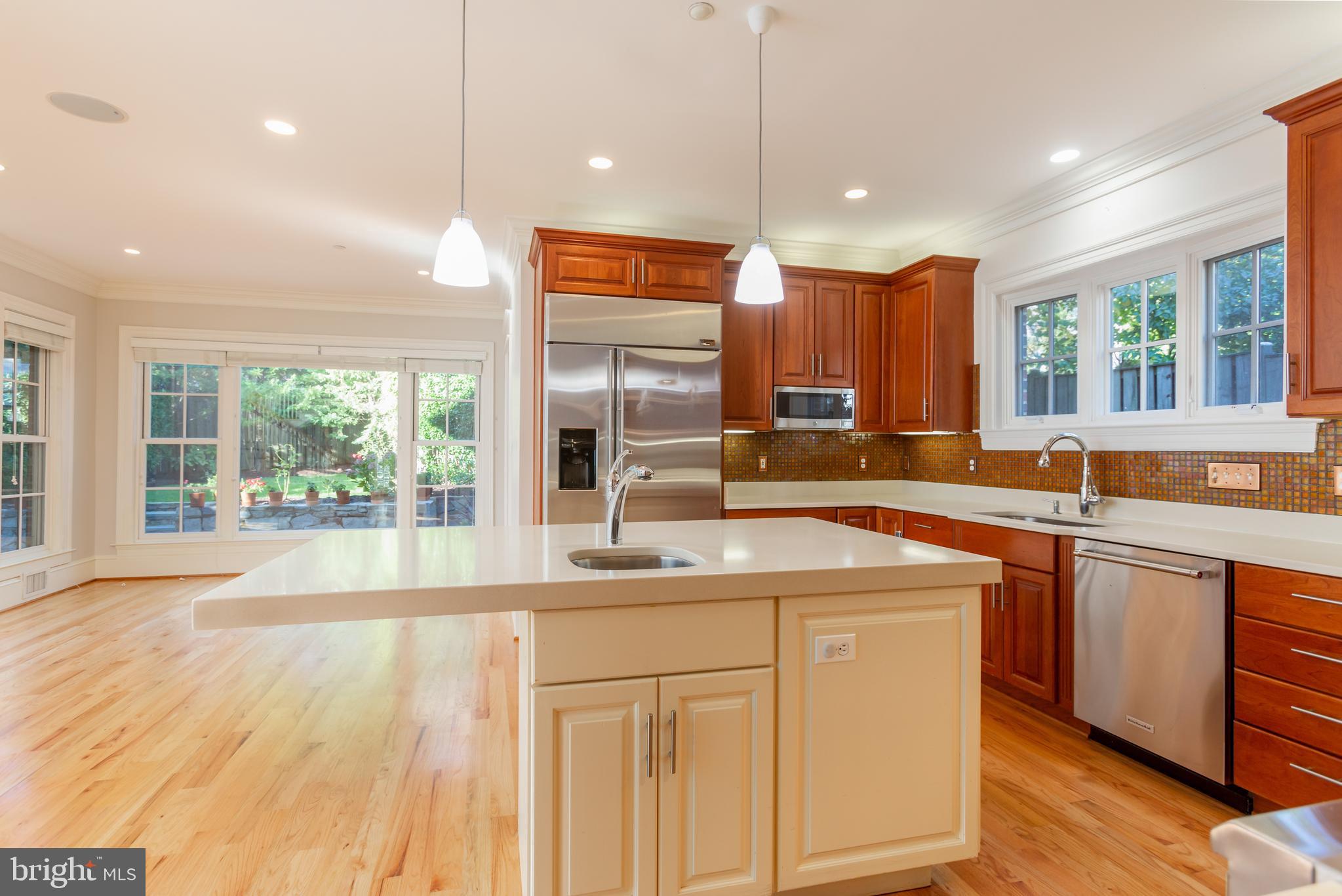 2608 36TH PL NW