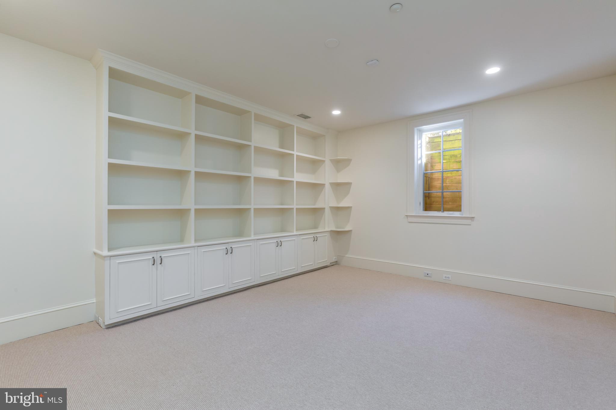2608 36TH PL NW
