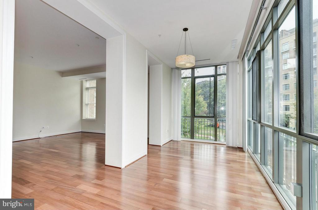 2425 L ST NW #226