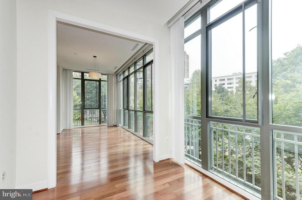 2425 L ST NW #226