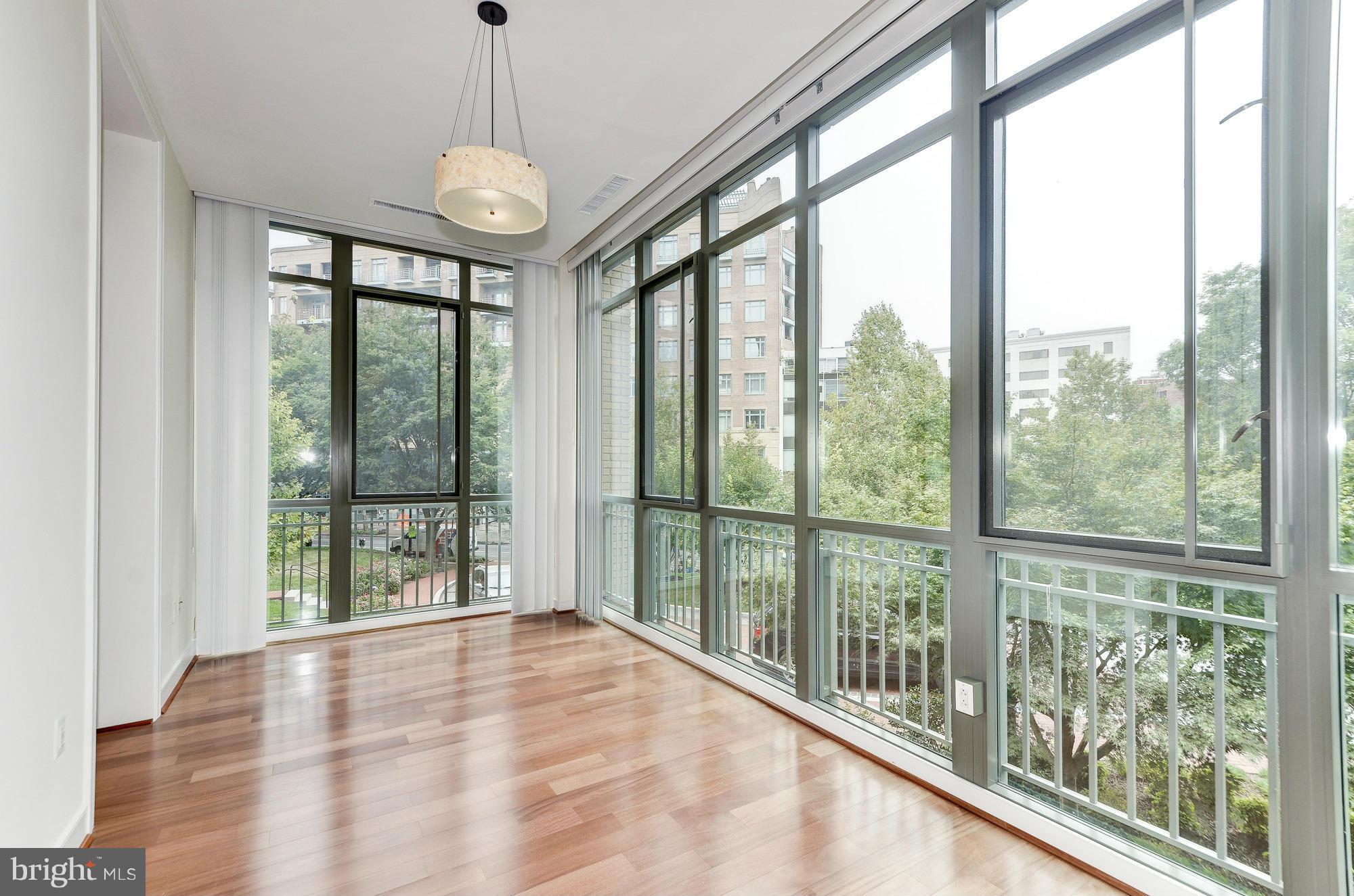 2425 L ST NW #226