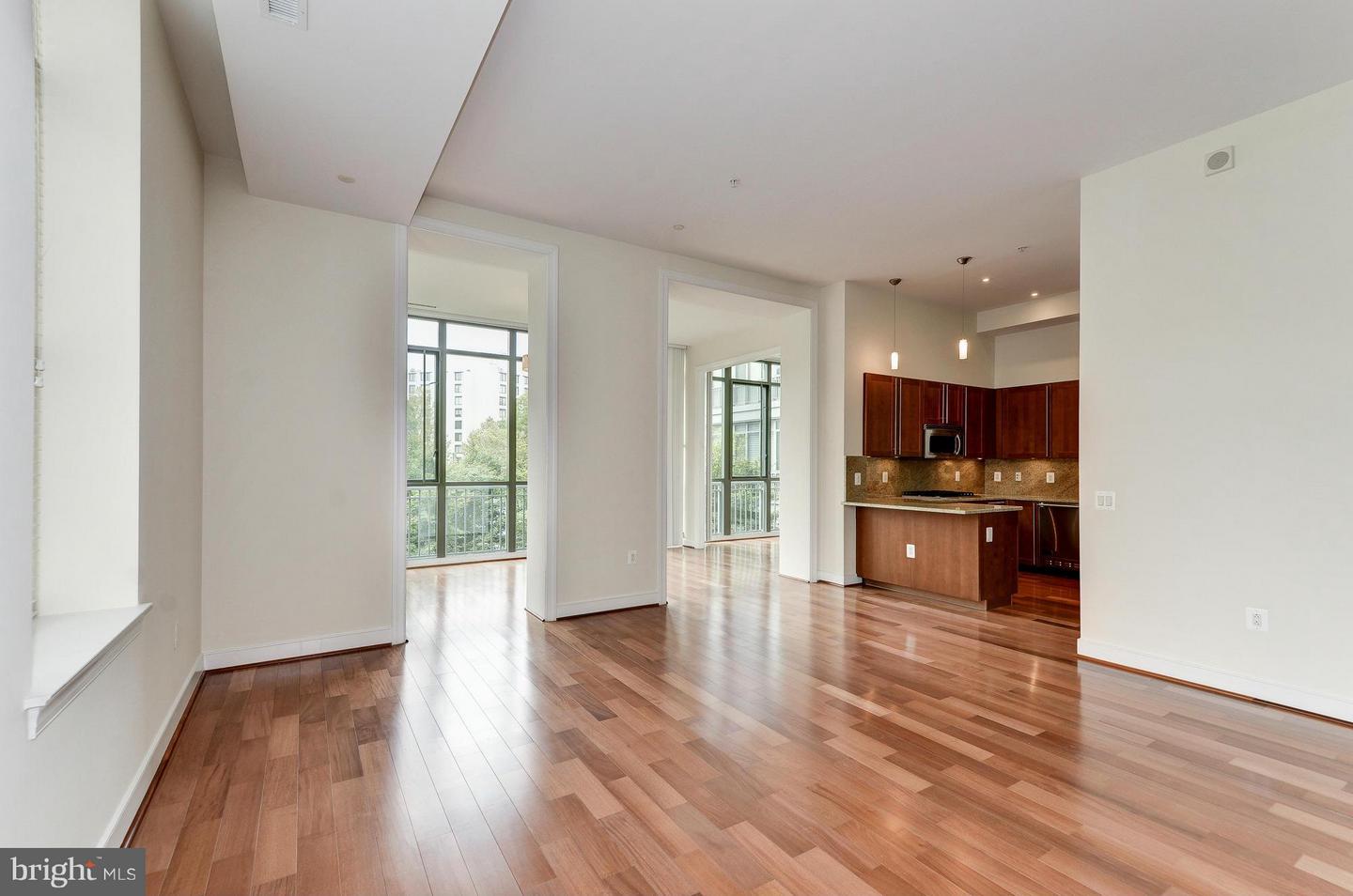 2425 L ST NW #226