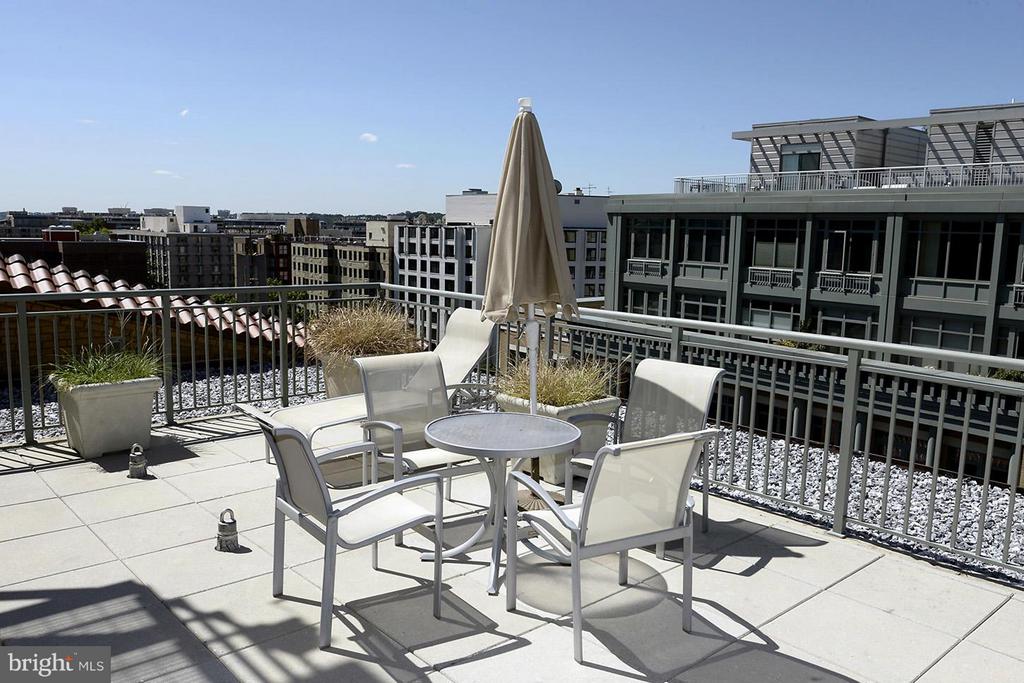 2425 L ST NW #226