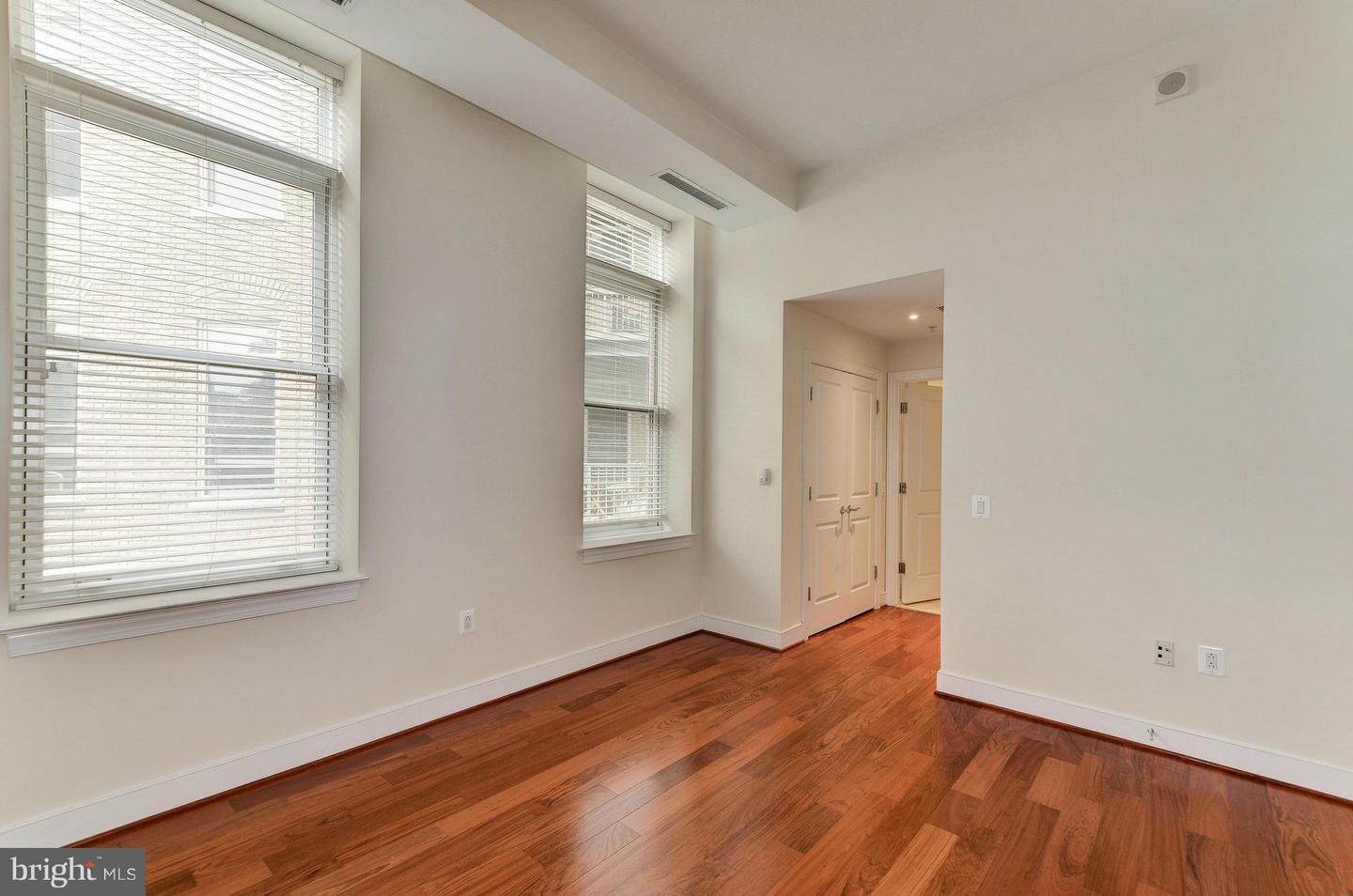 2425 L ST NW #226