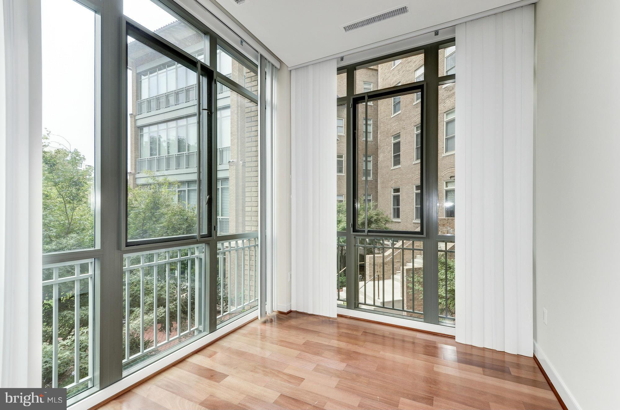 2425 L ST NW #226