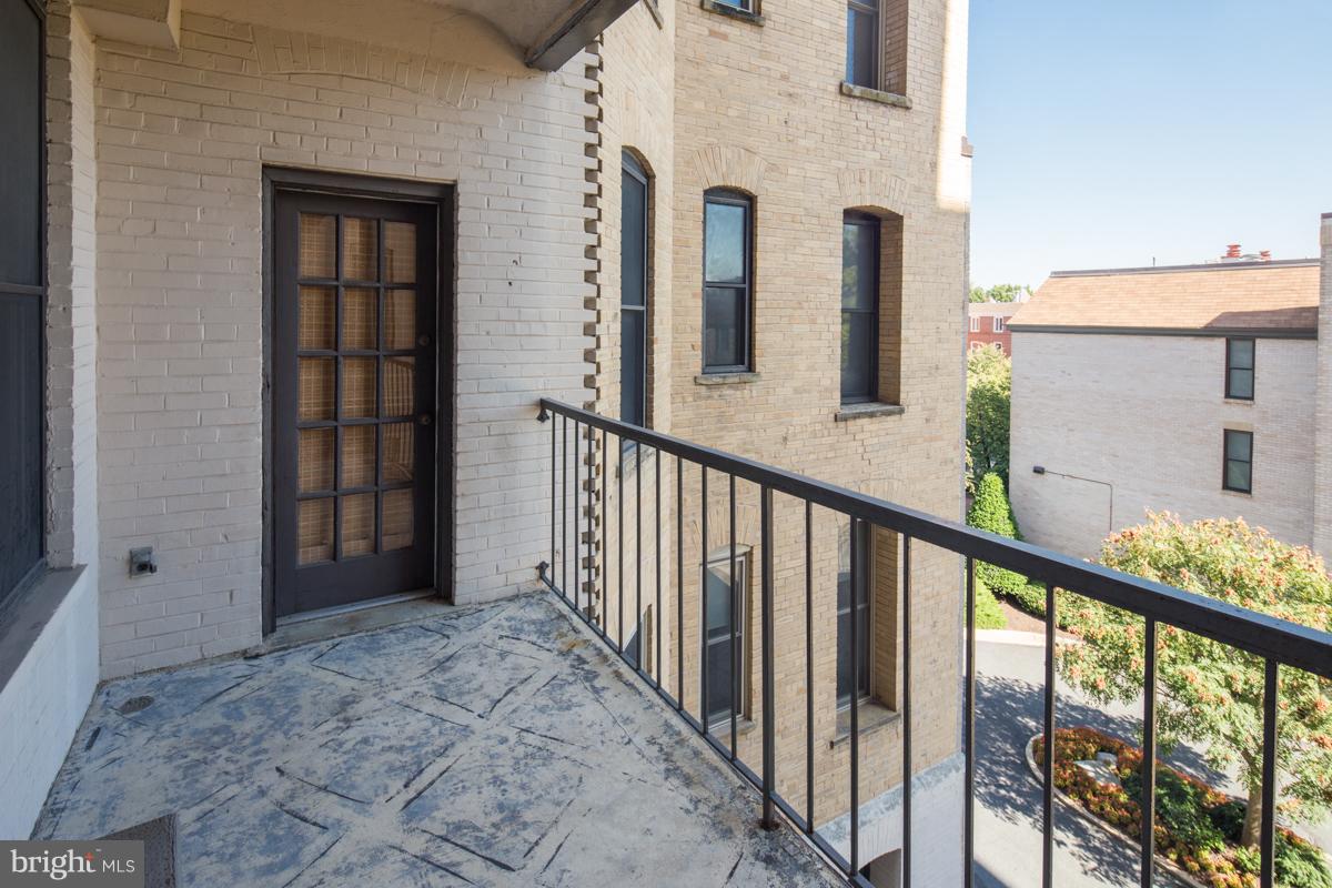 1325 13TH ST NW #305