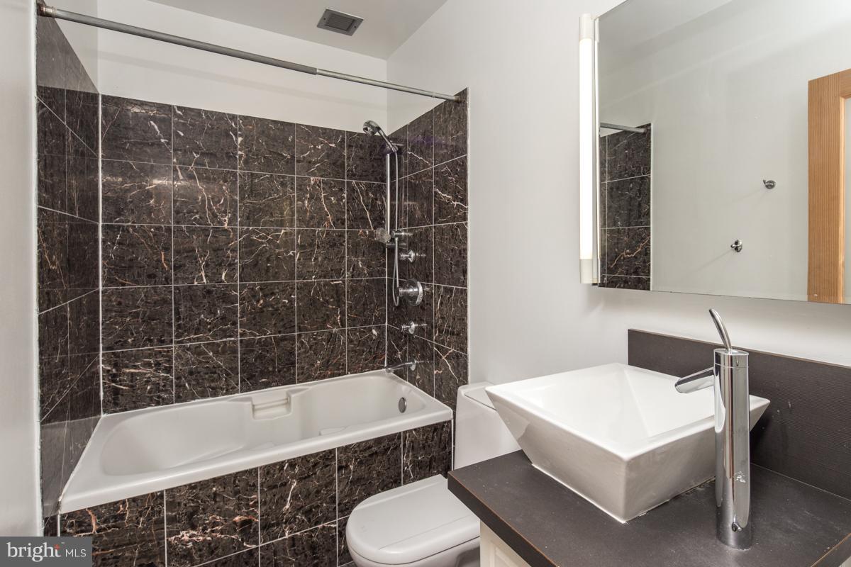 1325 13TH ST NW #305