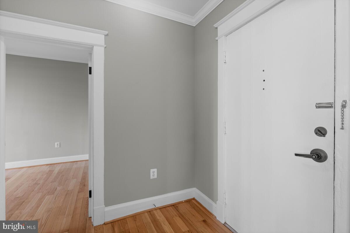 3024 WISCONSIN AVE NW #103