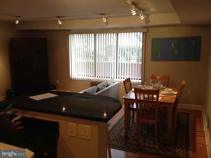 3101 NEW MEXICO AVE NW #205
