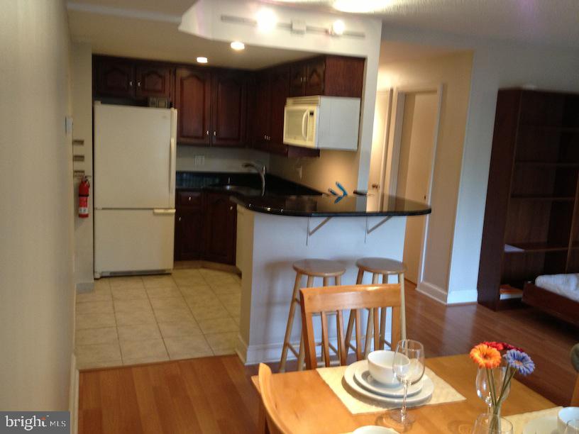 3101 NEW MEXICO AVE NW #205
