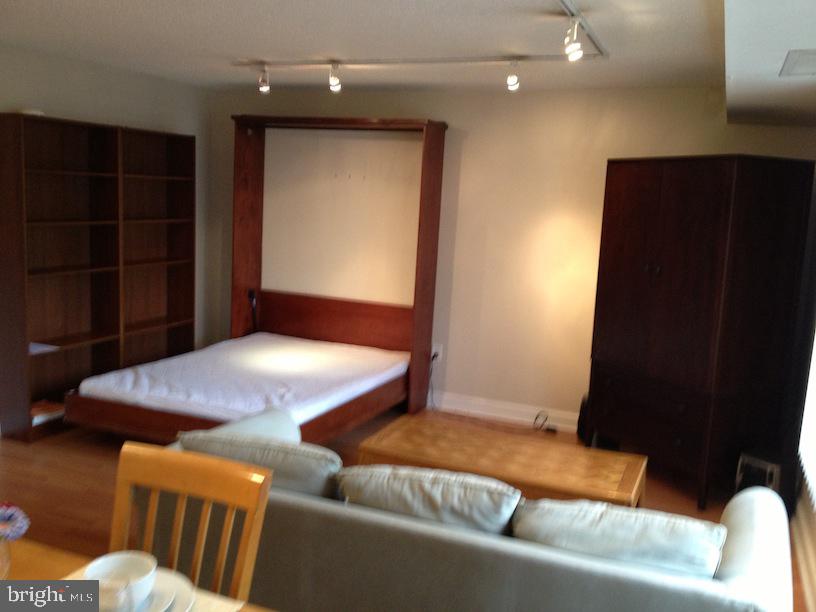 3101 NEW MEXICO AVE NW #205