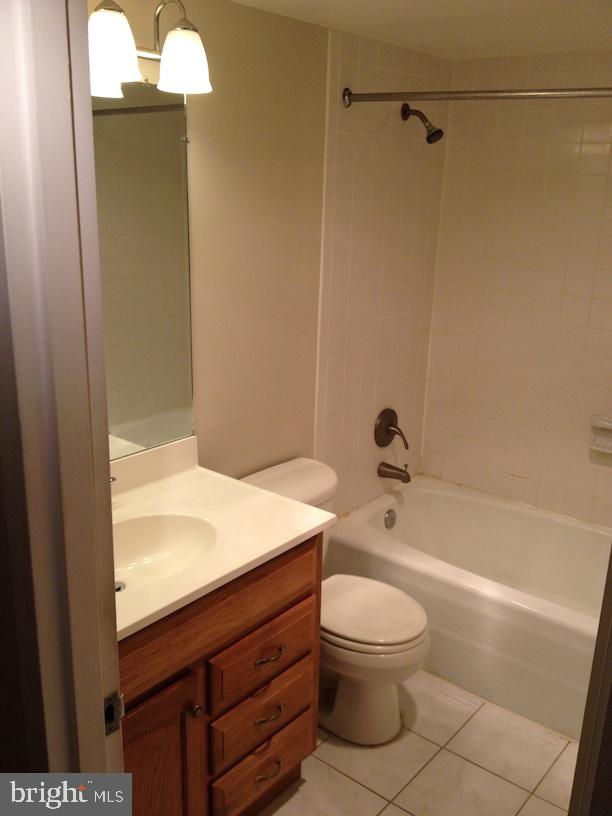 3101 NEW MEXICO AVE NW #205
