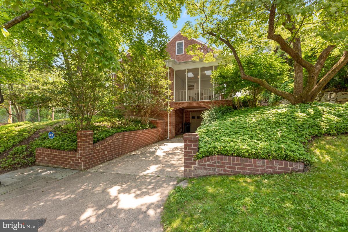 5750 OREGON AVE NW