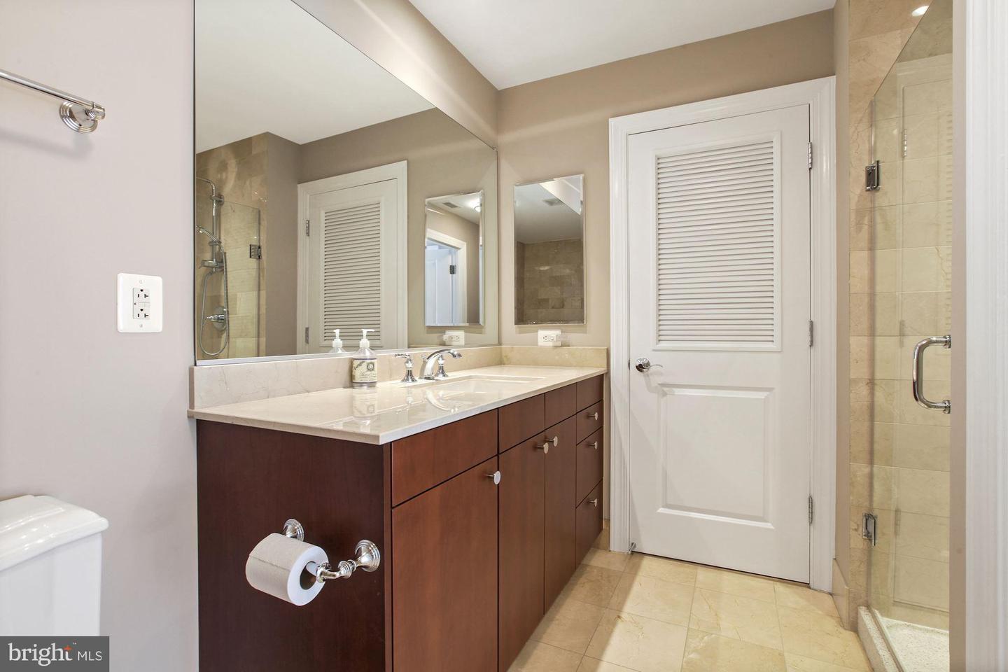 2425 L ST NW #412