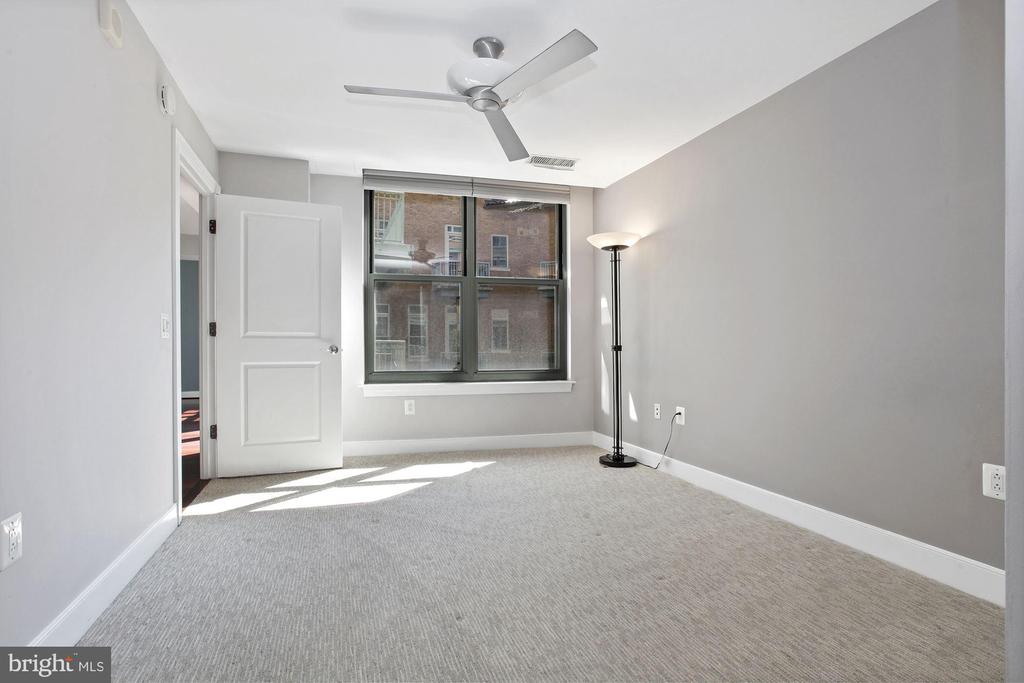 2425 L ST NW #412