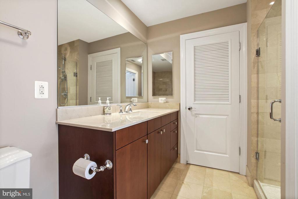 2425 L ST NW #412