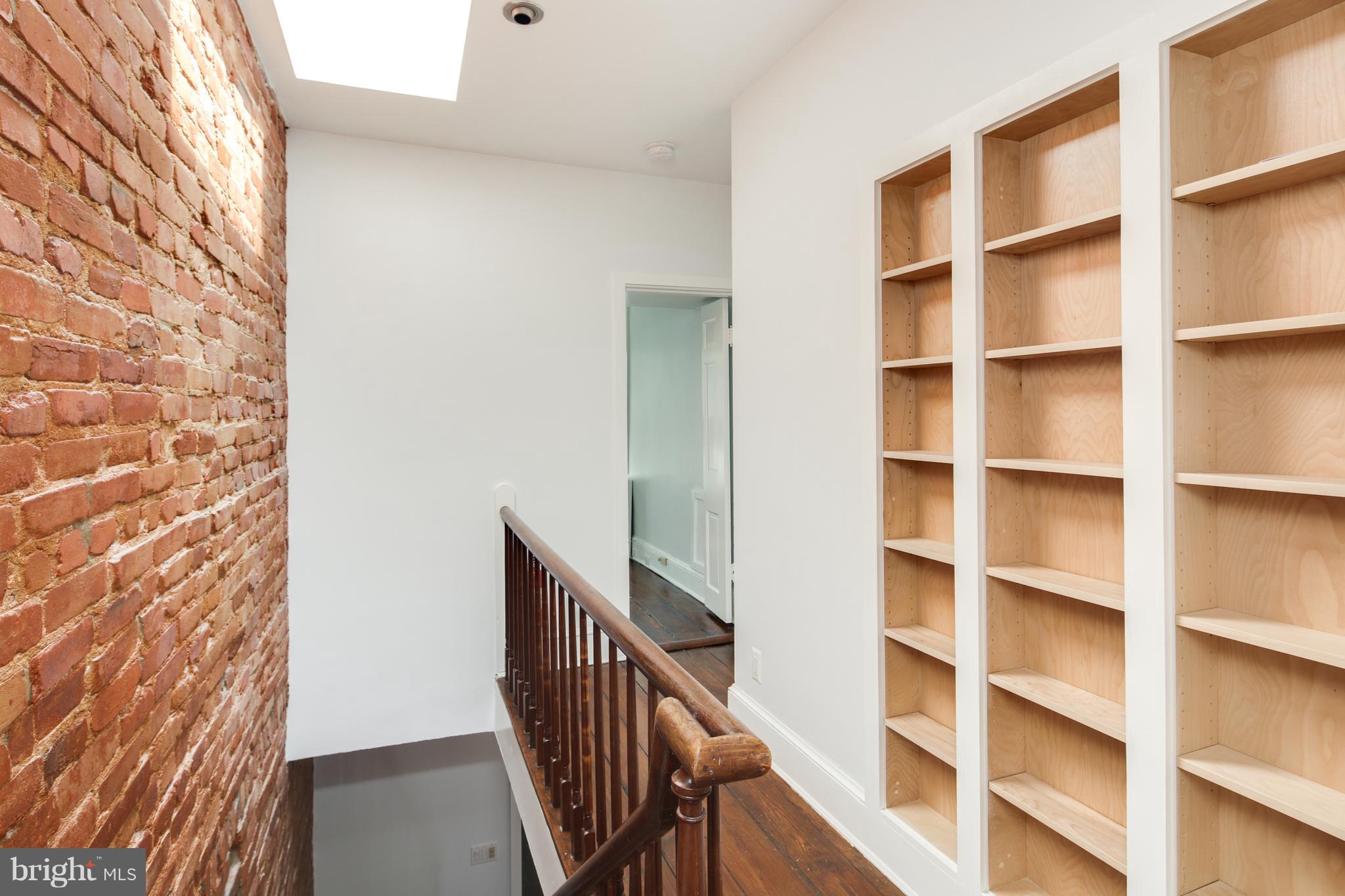 1211 35TH STREET NW