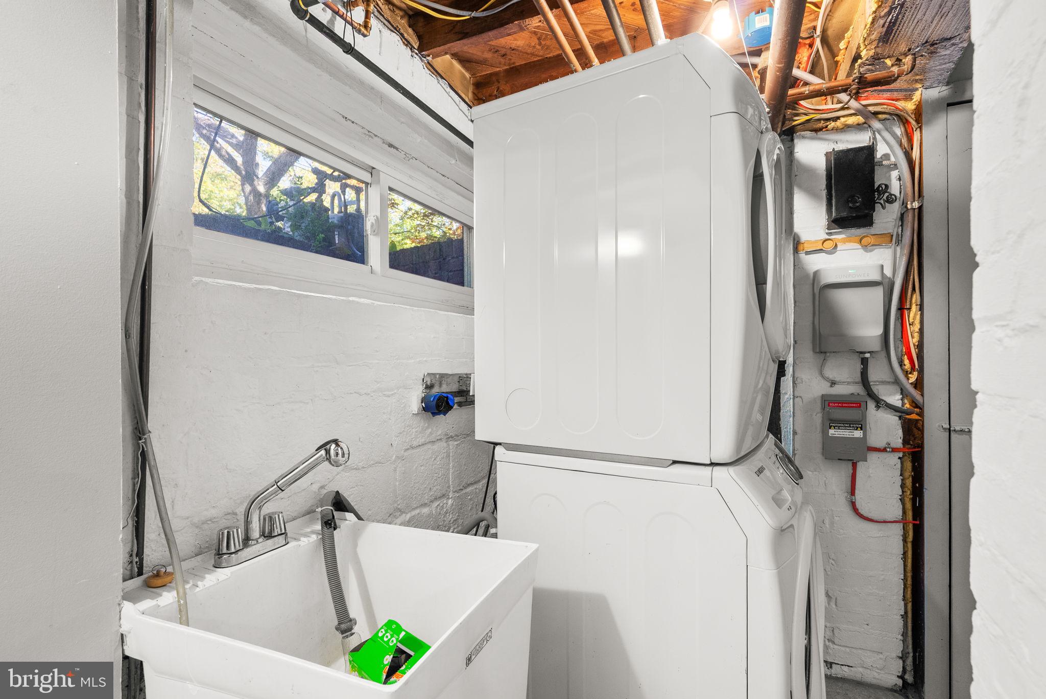 24 GALLATIN STREET NW