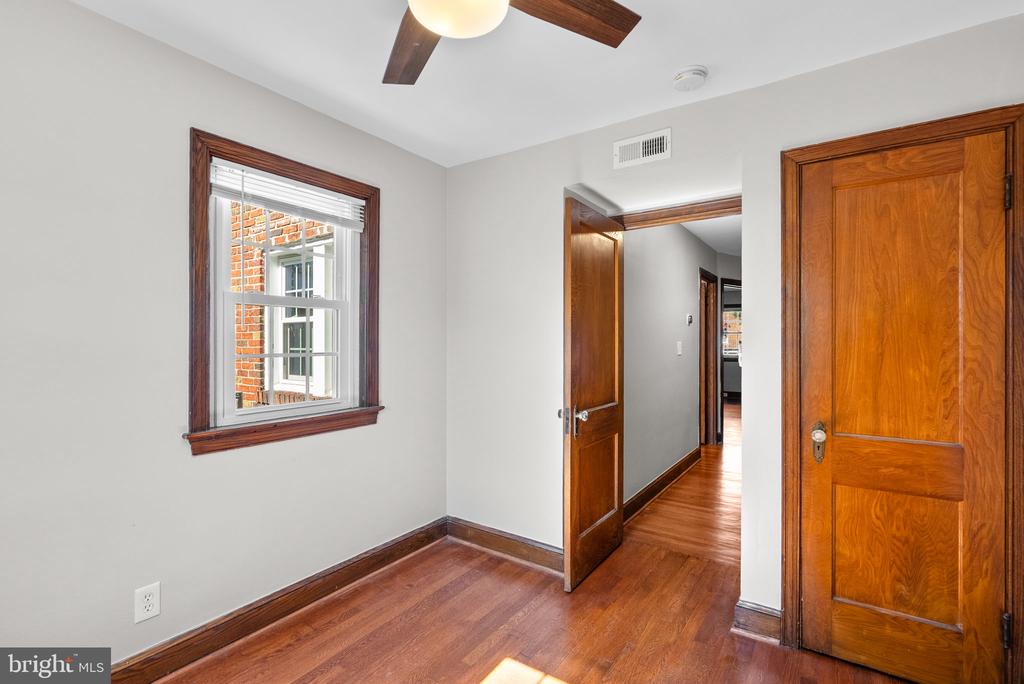 24 GALLATIN STREET NW