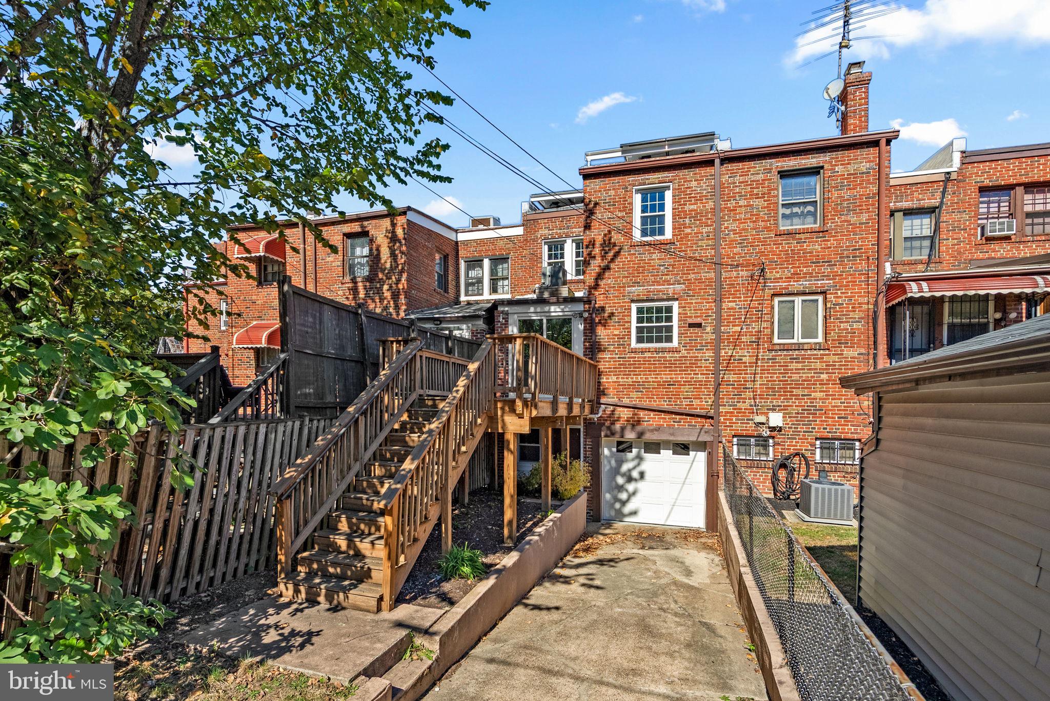 24 GALLATIN STREET NW