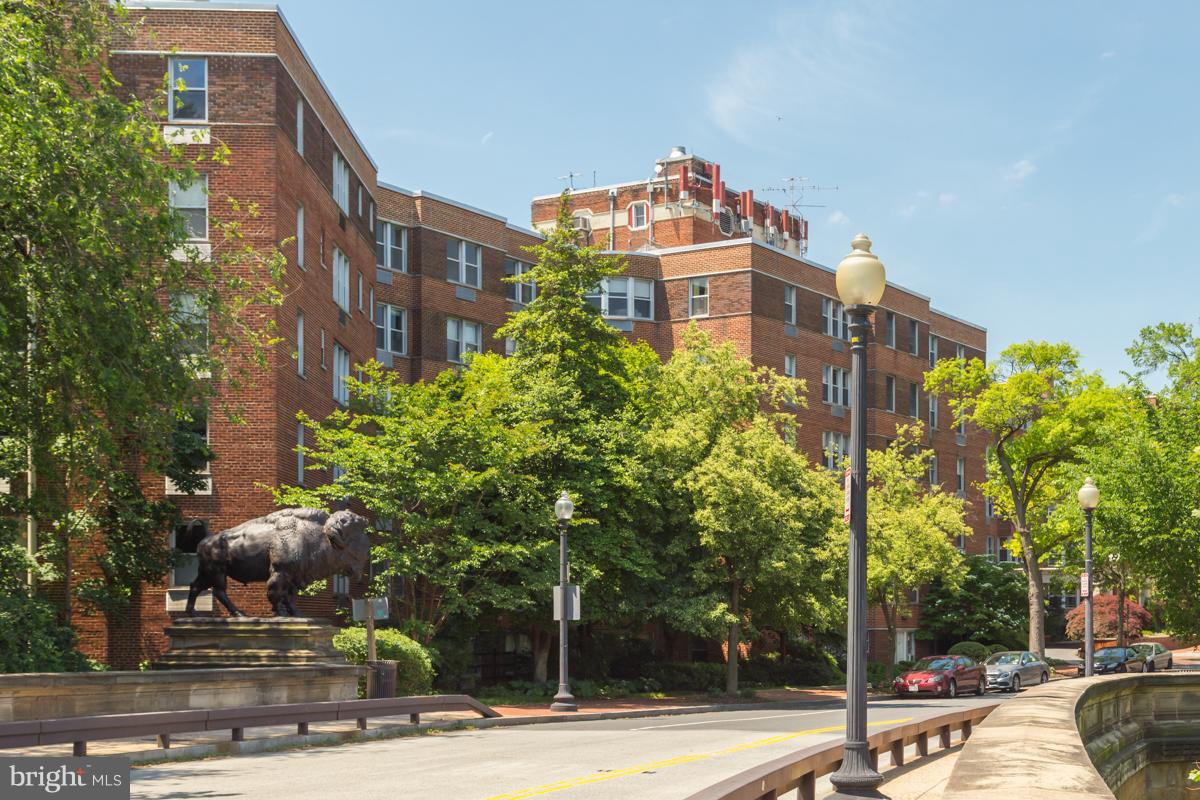 2500 Q STREET NW 216