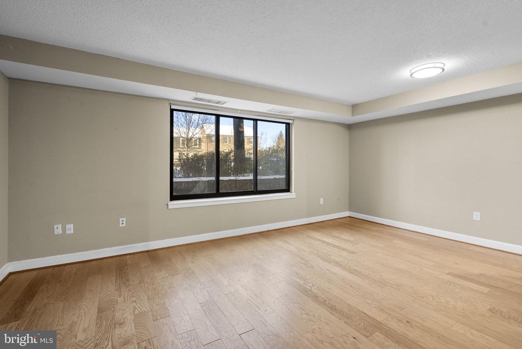 3101 NEW MEXICO AVENUE NW 205