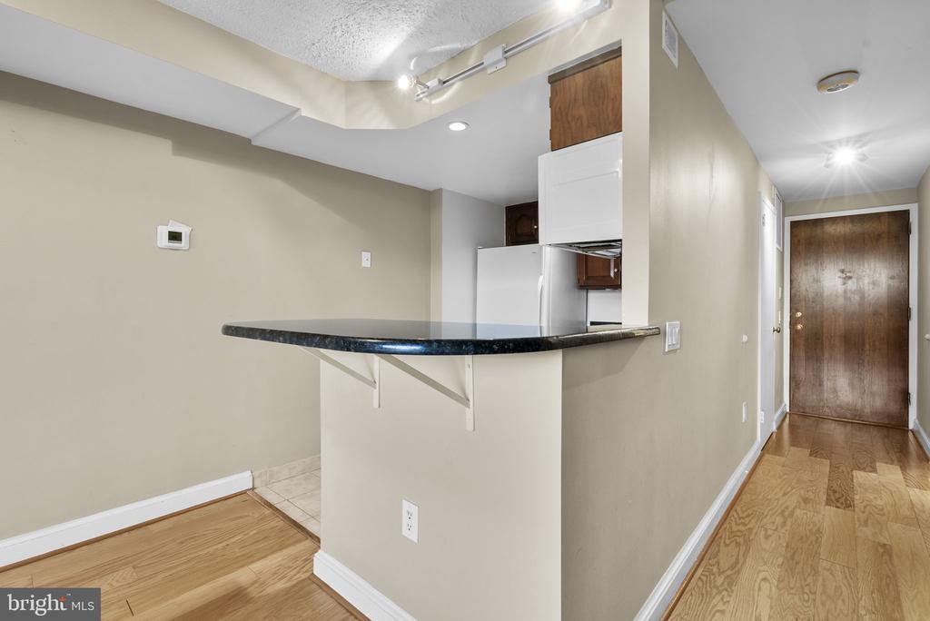 3101 NEW MEXICO AVENUE NW 205