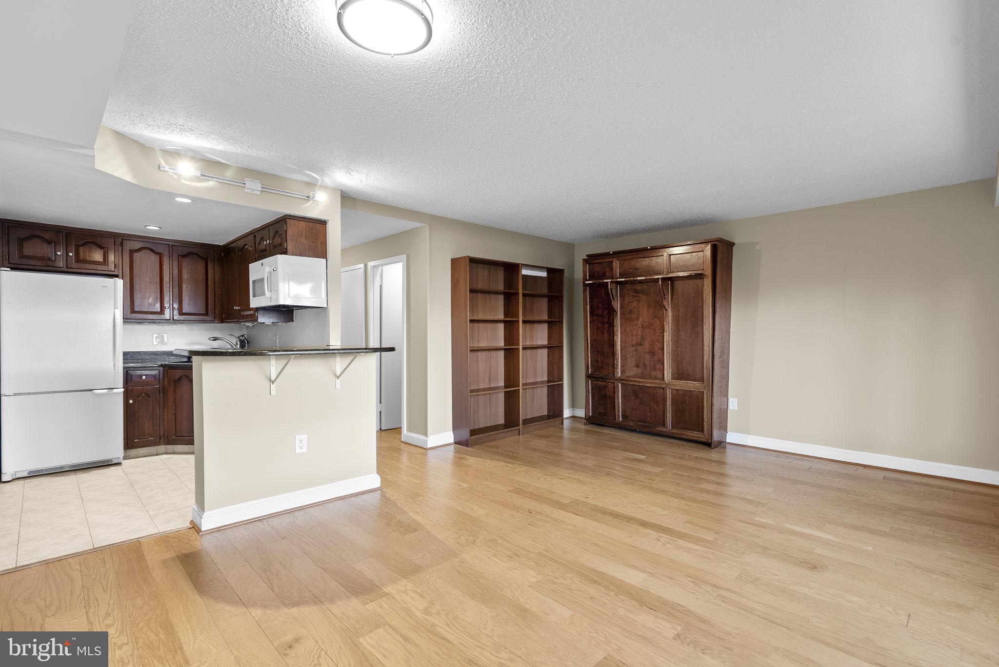 3101 NEW MEXICO AVENUE NW 205