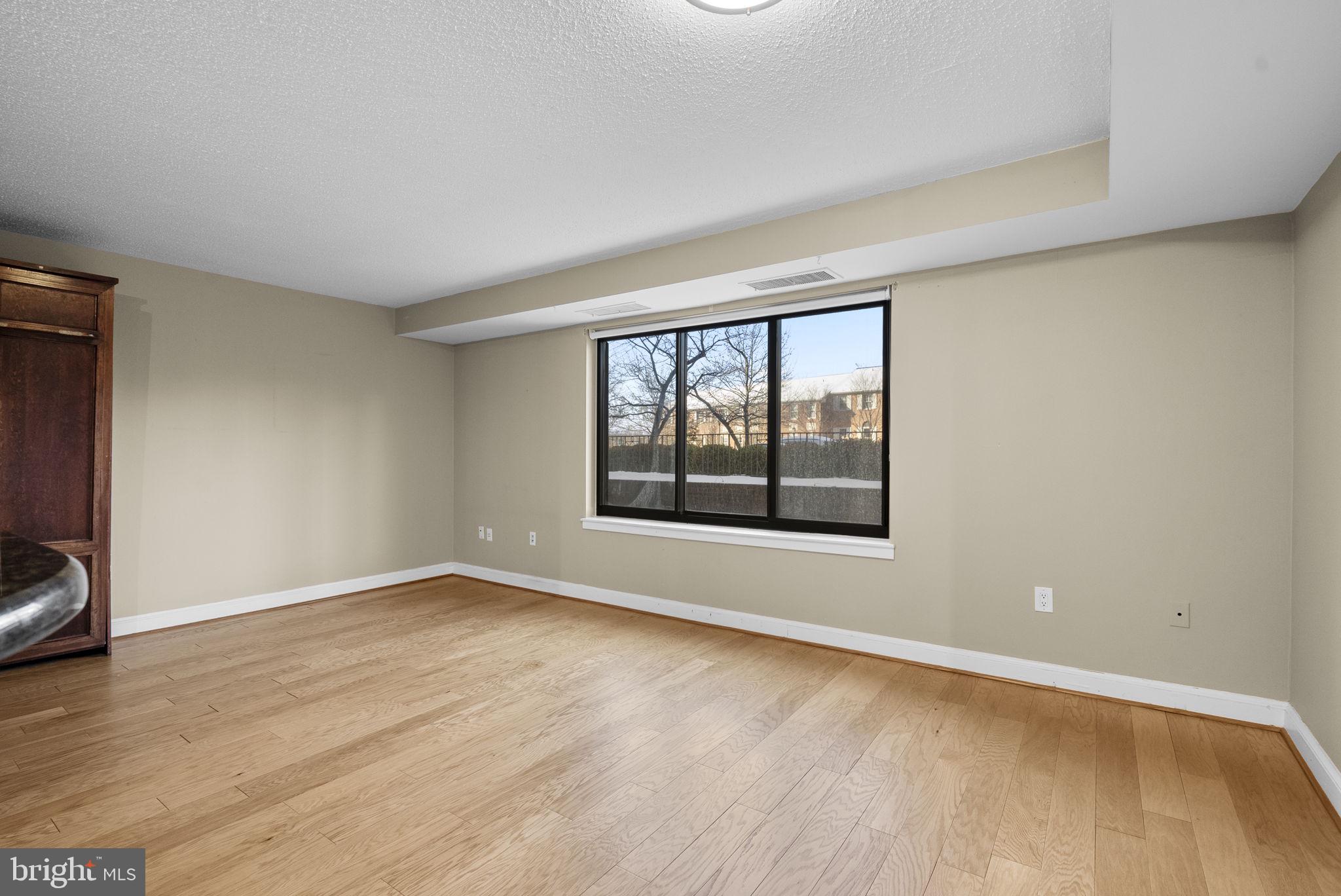 3101 NEW MEXICO AVENUE NW 205