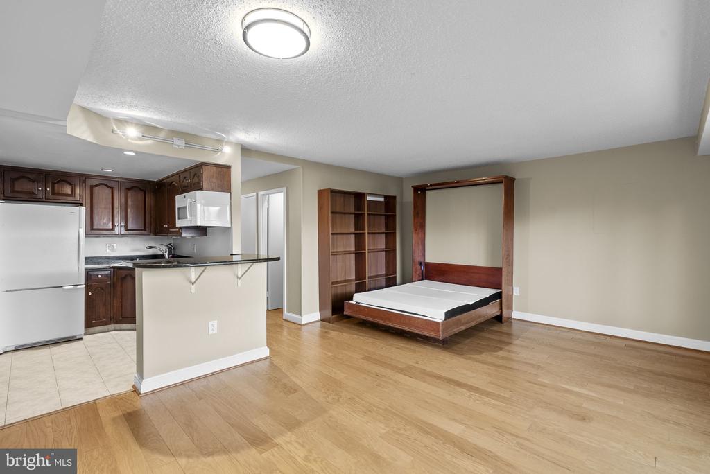 3101 NEW MEXICO AVENUE NW 205