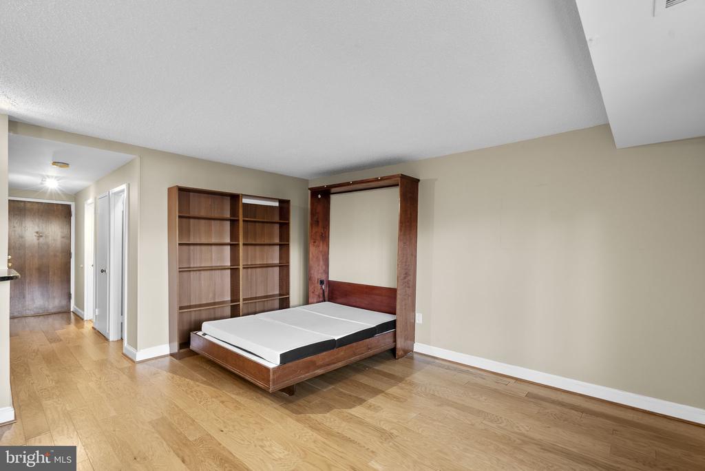 3101 NEW MEXICO AVENUE NW 205