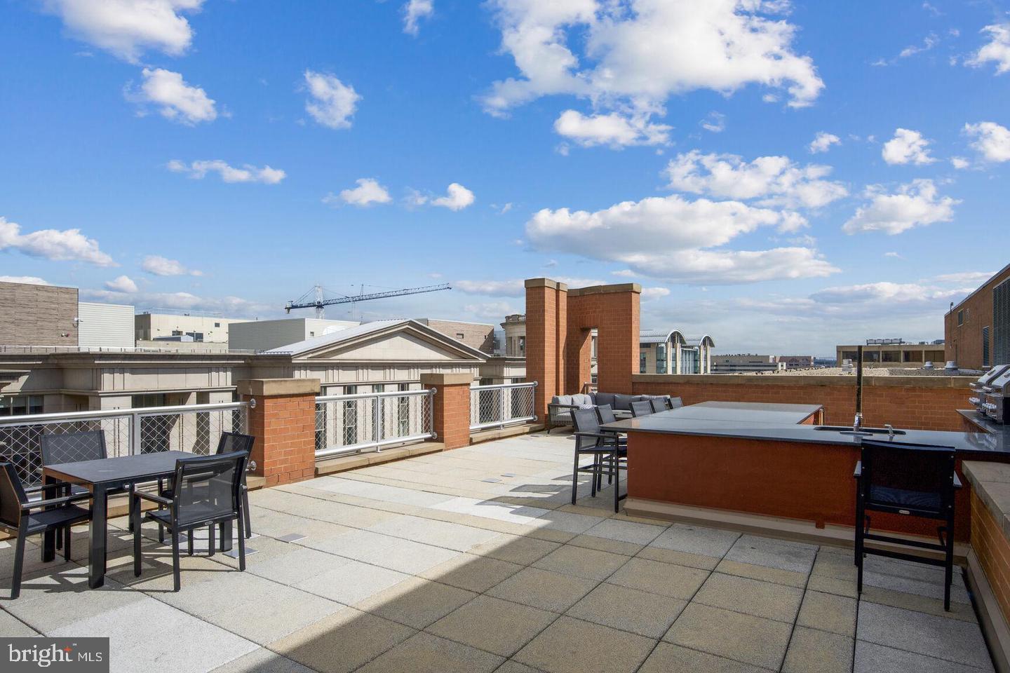 631 D STREET NW 1129