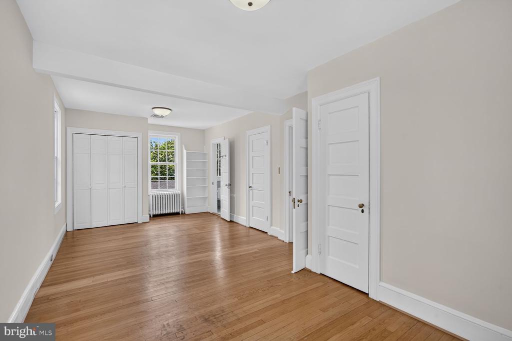 3113 45TH STREET NW