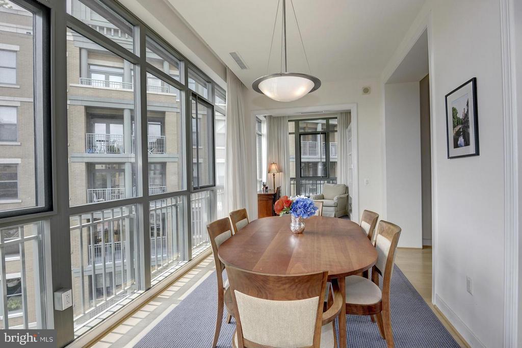 2425 L ST NW #415