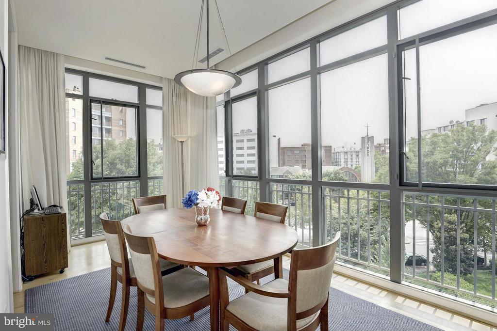 2425 L ST NW #415