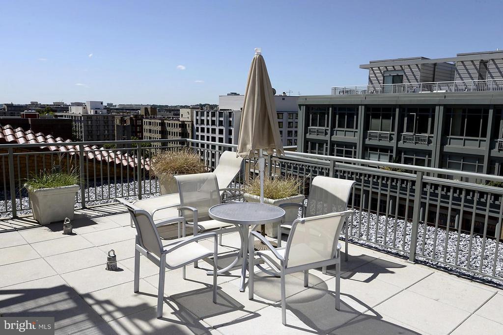 2425 L ST NW #415