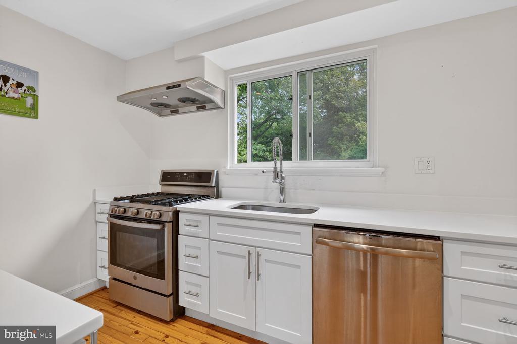 4325 47TH STREET NW